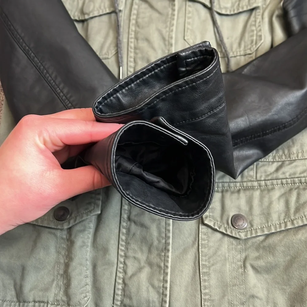 Empyre • Utility Jacket - Picture 6 of 8